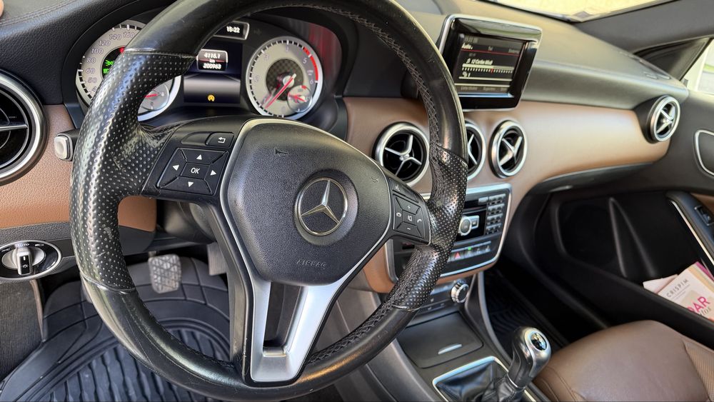 Mercedes A 180d em excelete estado