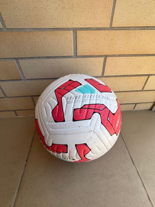 Bola de futebol Nike Academy 24/25