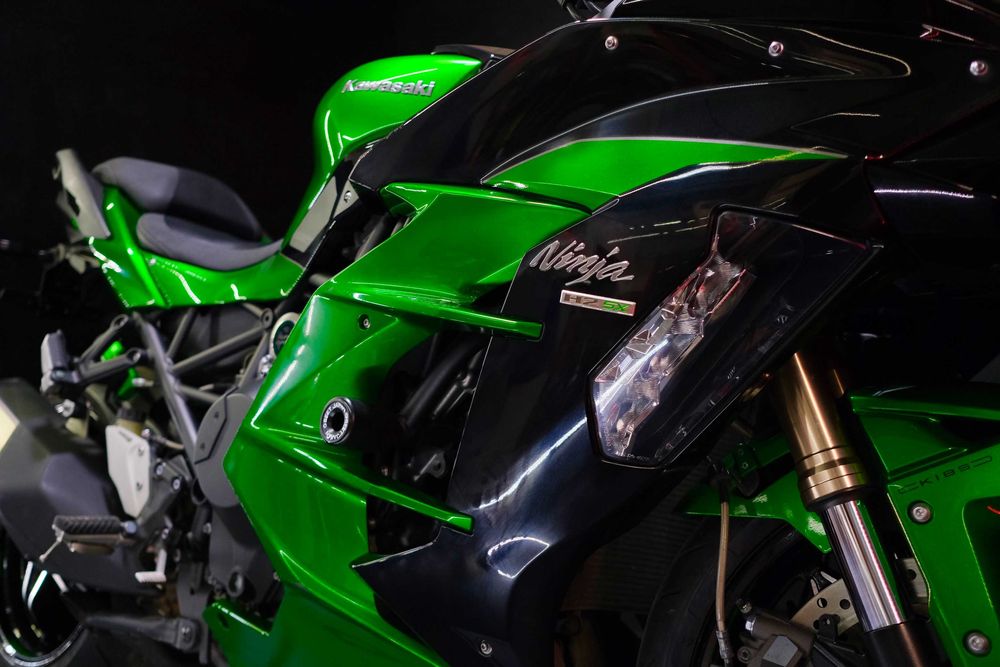 Kawasaki ninja H2-SX SE із Японії