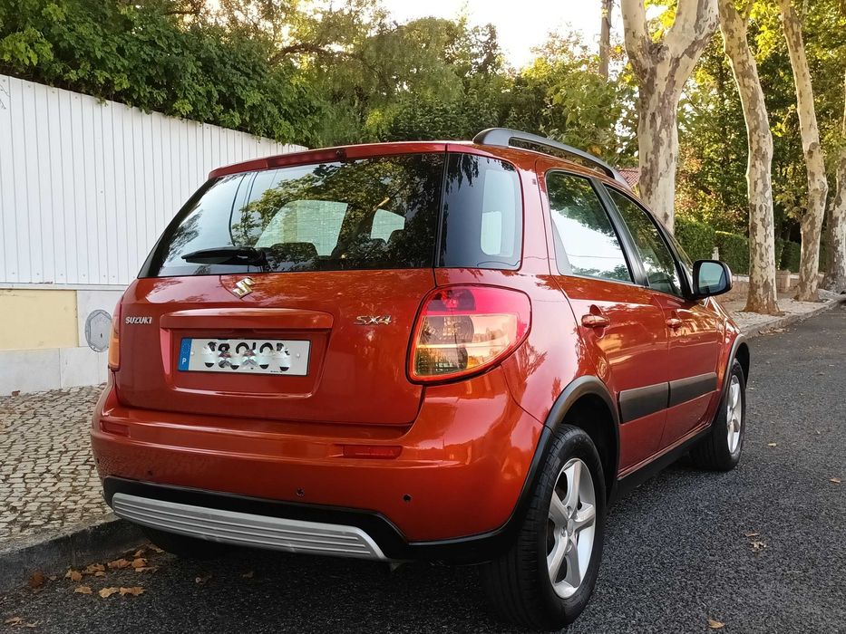 Suzuki SX4 — fotografia 2