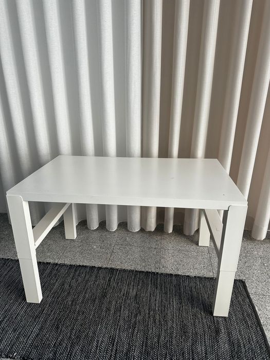 Mesa de centro/apoio