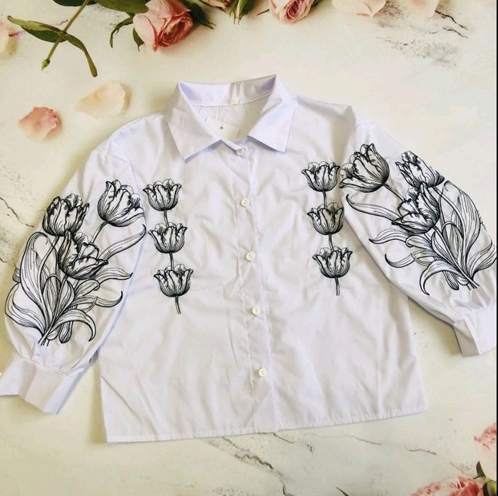 Сорочка з вишивкою для дівчат