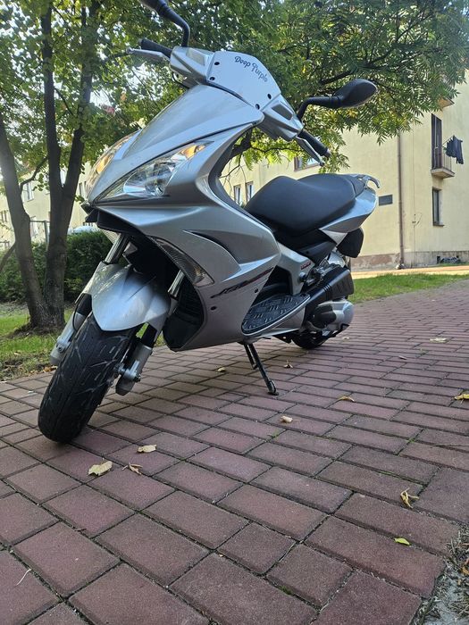 Peugeot Jet Force Skuter 125 ccm .Super stan