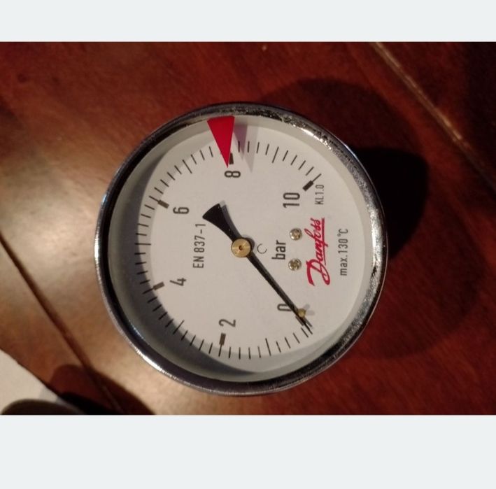 Mano. 10 bar Danfoss nowy