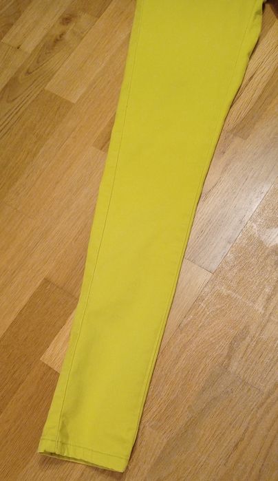 Denim Co. żółte spodnie skinny, r. 36