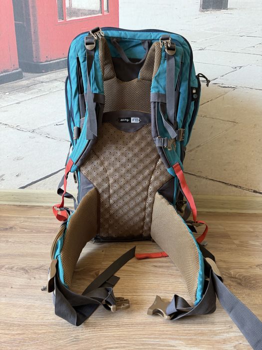 Рюкзак Quechua Escape 50 оригинал