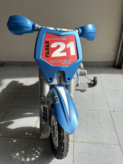 Moto eletrica de criança