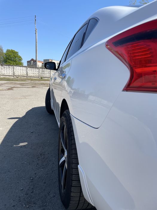 Nissan Sentra 2017 (газ-бенз)