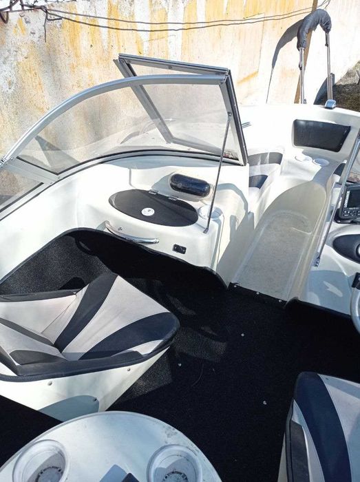 Продам катер Navigator 500  2013 г.В полной комлектации.