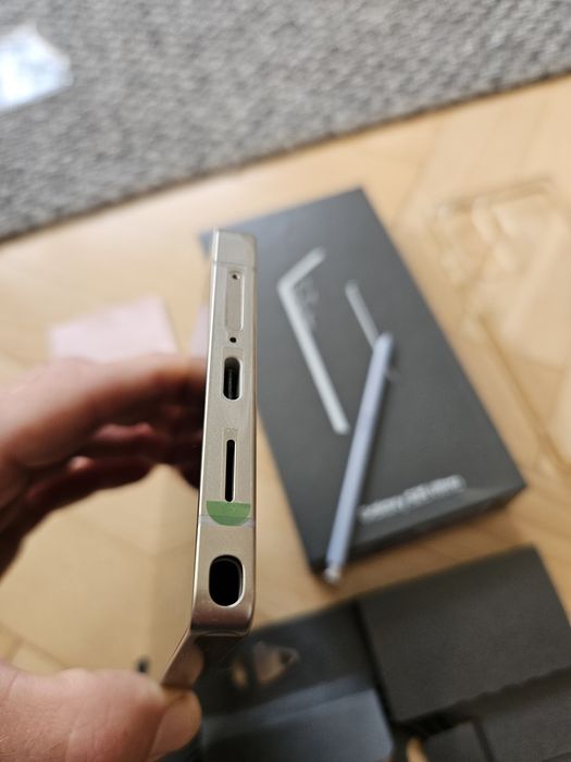 Samsung Galaxy S25 Ultra 12/256GB | Stan Idealny (Jak Nowy) | Komplet + Etui