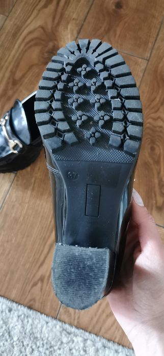 Sprzedam buty czarne