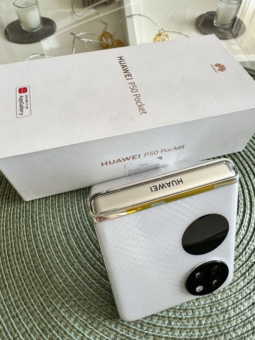 Huawei P50 Pocket