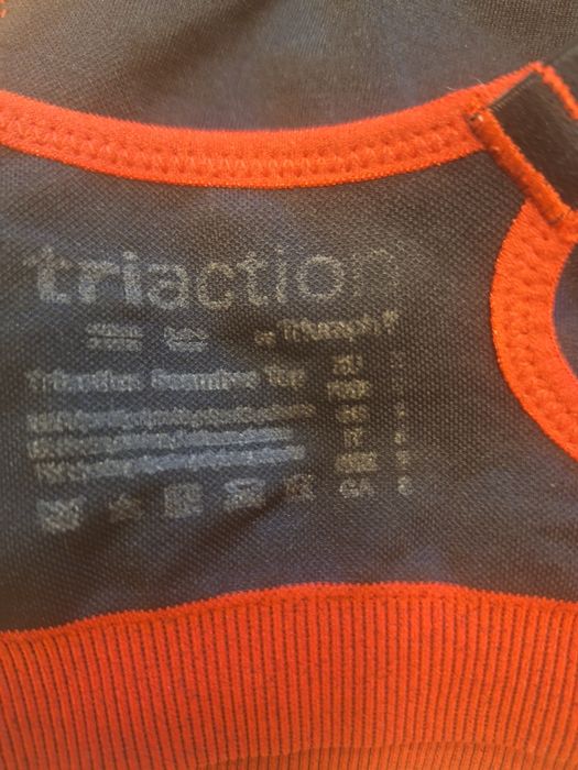 Biustonosz sportowy triumph