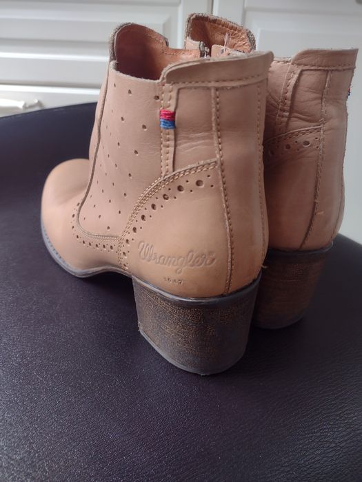Buty Wrangler 38