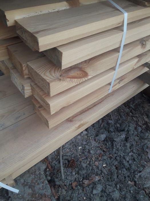 Tartak więźba sucha strugana krokwie deski opoły suszarnia. Dachy