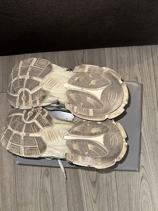 Balenciaga runner graffiti white-blue