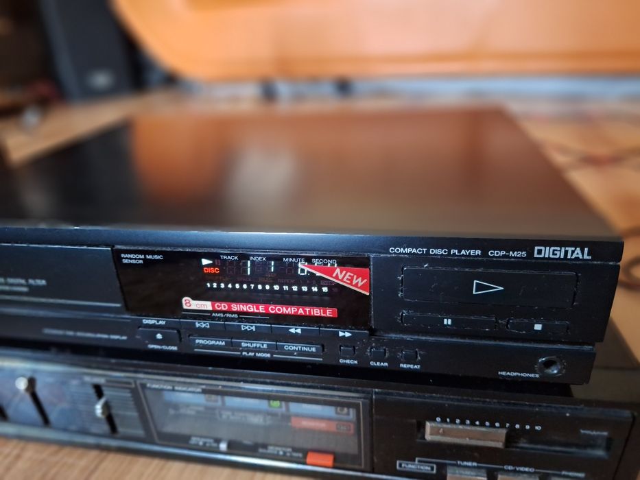 Odtwarzacz Cd SONY CDP M25