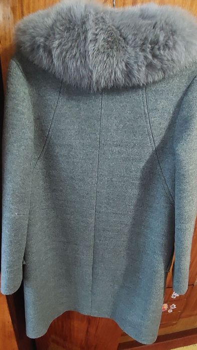 Кашемировое пальто серого цвета 44 р