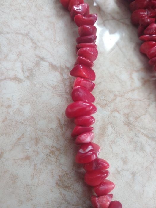 Намисто з червоних коралів, бусы, ожерелье