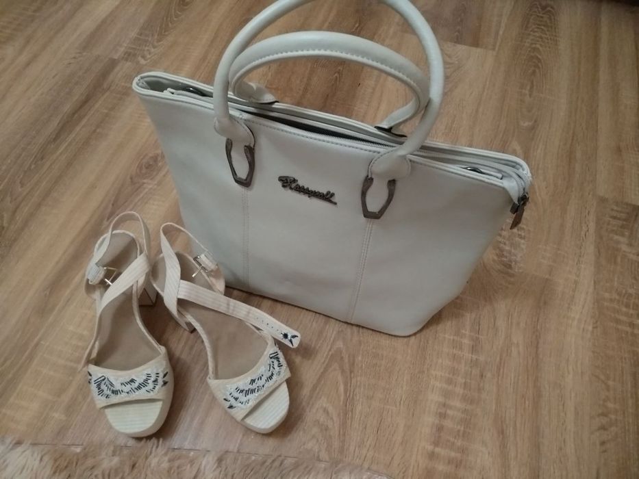 Сумка женская новая бежевая