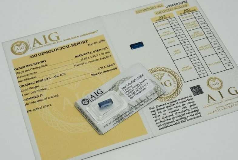 Safira Natural, em talhe Baguete, 3,71cts. Com certificado