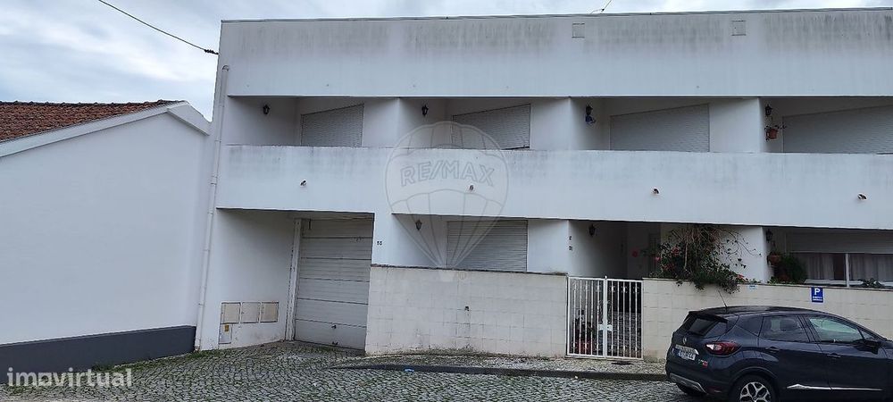 Moradia T4 para arrendamento