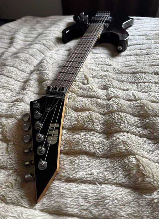 Guitarra Elétrica - ESP LTD M-50 FR c/ Gig Bag