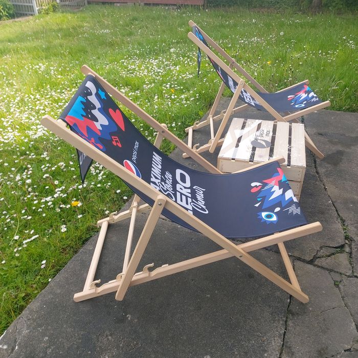 Zestaw reklamowy Pepsi leżak stolik z pleksą