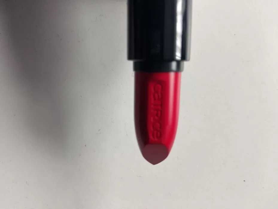 Catrice Cosmetics Ultimate Colour Pomadka do ust 360 Mattraction