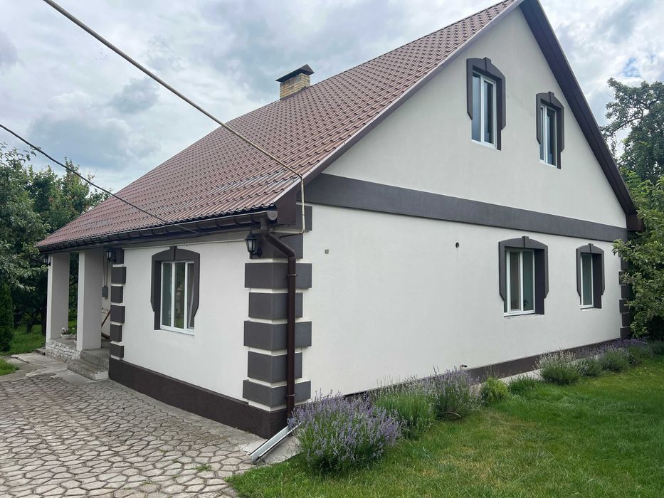 Капітальний будинок в місті Яготин - 5 кімнат, Є ВІДЕООГЛЯД