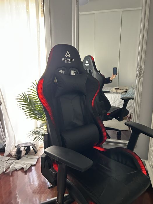 Cadeira Gaming ALPHA GAMER Cygnus RGB (Max 130 kg - Classe 4 - Preto]