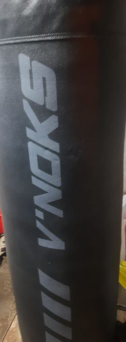 Шкіряний, професійний мішок (груша)боксерскій  V`Noks Fortes Black 1.8 м, 75-85 кг