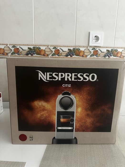 Maquina Nespresso citiz Cherry Red