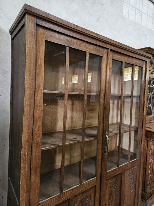 Biblioteczka secesyjna witryna z Francji /