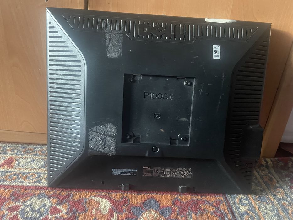 Монитор DELL P190St