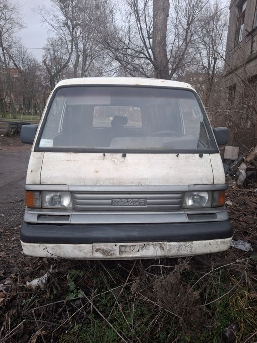 мазда е2200, е2000. кузов,ходовая,двигатель,четверть стёкла,электрика.