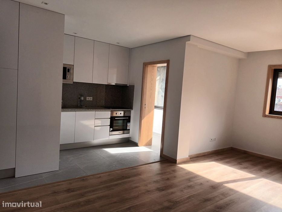 Apartamento  T2  centro de Espinho