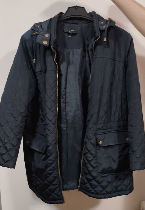 Куртка жіноча р. 46-48