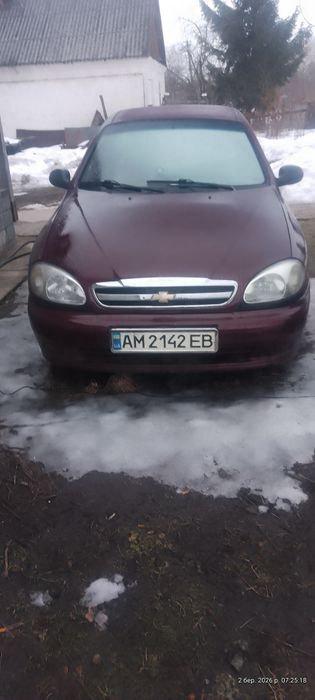 Продам машину ланус Шевроле