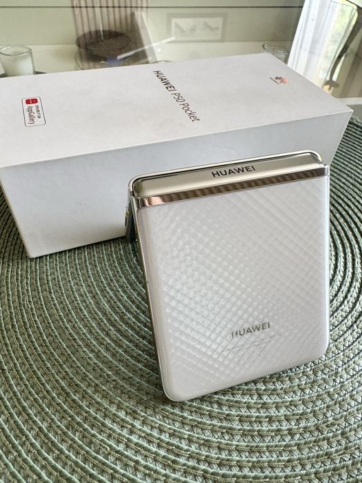 Huawei P50 Pocket