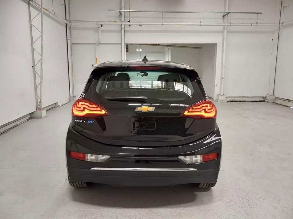 2018 Chevrolet Bolt EV FWD 2LT