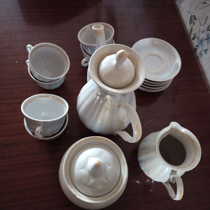 Продам кофейный сервиз .