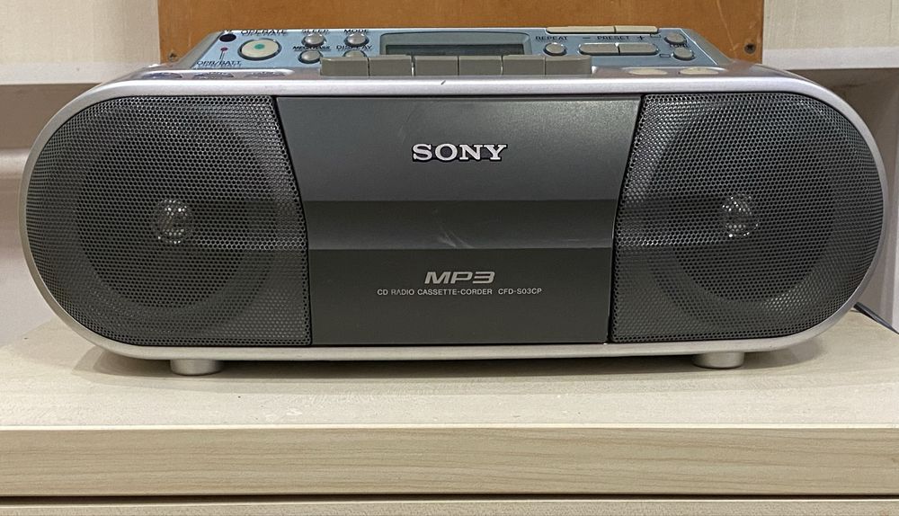 Магнитофон SONY,  CD, Радио, Кассеты