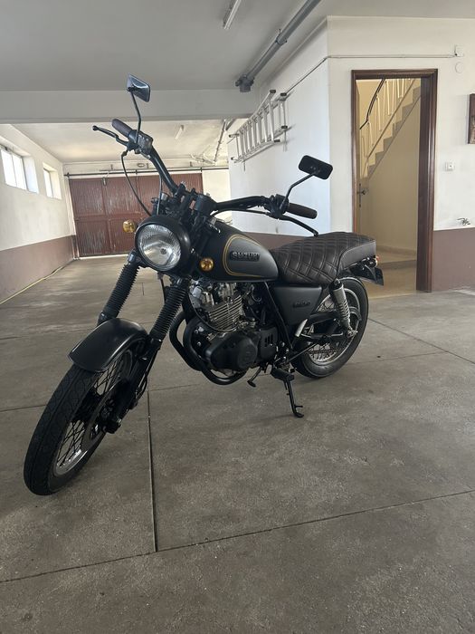 Suzuki GN 250 Restaurada