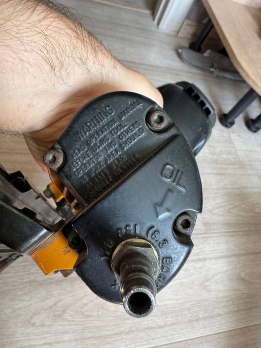 Пістолет цвяхів пневматичний Bostitch F21PL