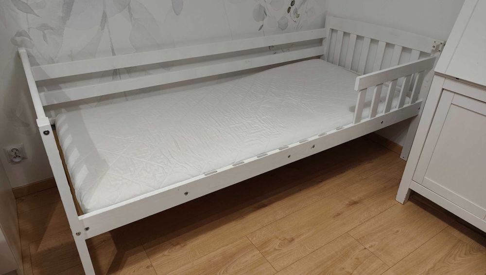 Łóżko dziecięce białe 80x190