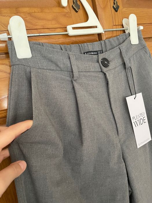 Calças cinzentas Stradivarius NOVAS