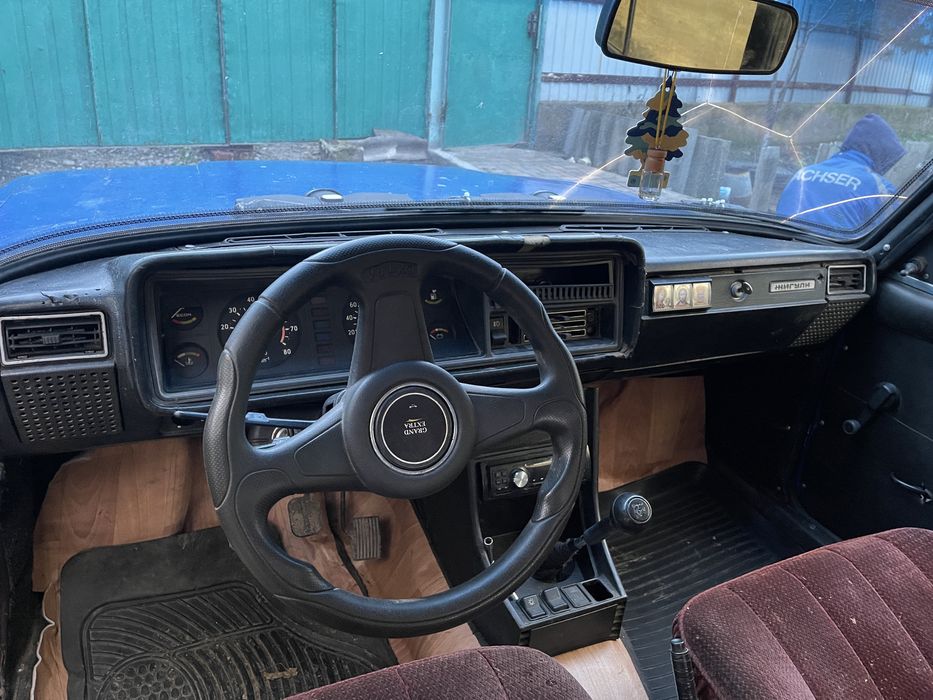 Ваз 2107 отличный жигуль с фаркопом