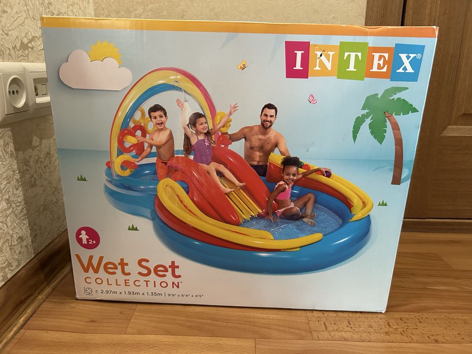 Дитячий басейн, надувний ігровий центр Intex «Веселка»