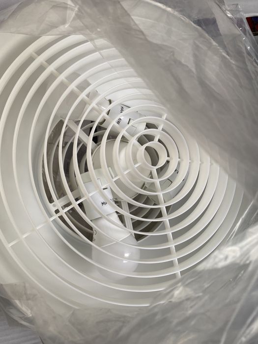 Candeeiro Ikea Nymane - Novo c/3 lampadas Led- Novo Preço